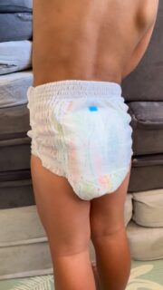 💧✨ Absorción que cuida a tu bebé y al planeta ✨💧
Nuestros pañales biodegradables tipo pants y velcro están diseñado para absorber rápido y por más tiempo, manteniendo la piel de tu bebé seca, cómoda y protegida 🌱👶Porque elegir lo natural no significa renunciar a la eficacia: máxima absorción, suavidad total y un impacto positivo en el medio ambiente ♻️💚Aprobado por familias que buscan lo mejor para los más pequeños del hogar!👶🏻Tu bebé duerme mejor. El planeta también. 🌍💤#PañalesBiodegradables #AltaAbsorción #BebésFelices #CuidadoNatural EcoBebé MamásConscientes